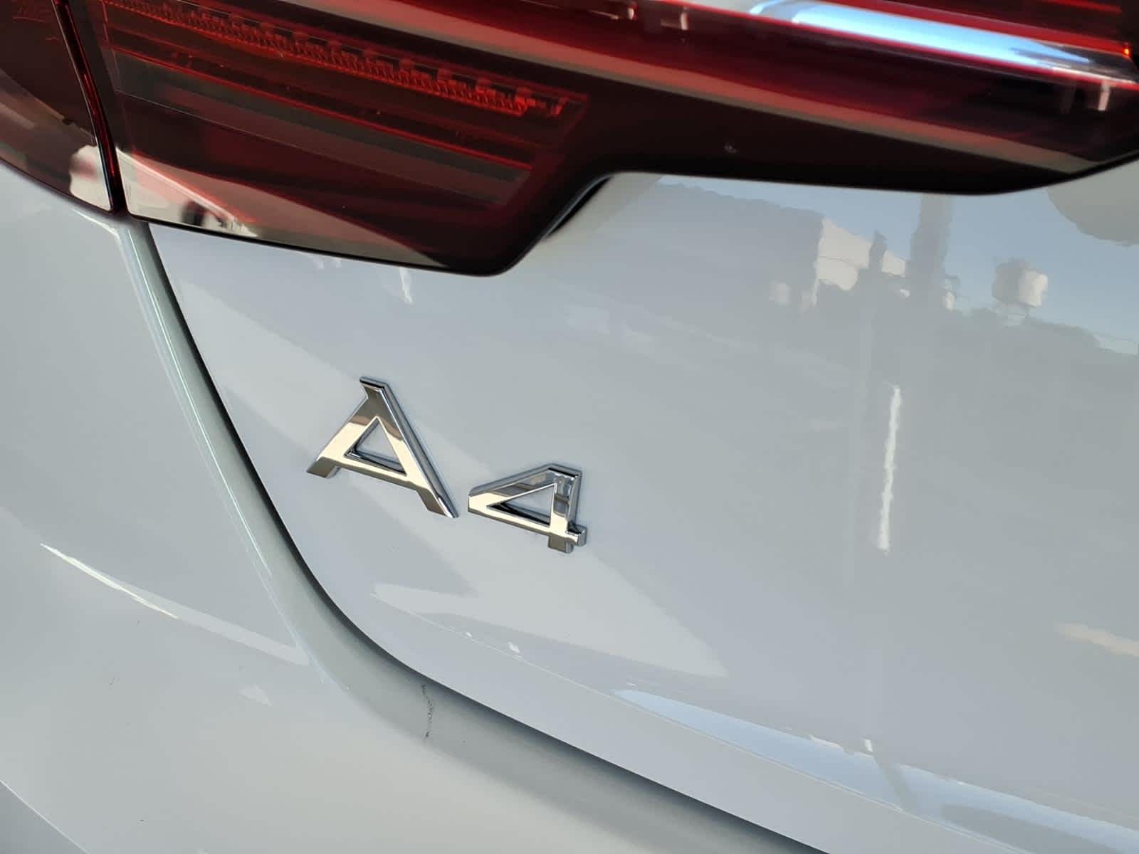 2023 Audi A4 S line Premium Plus 45 TFSI quattro