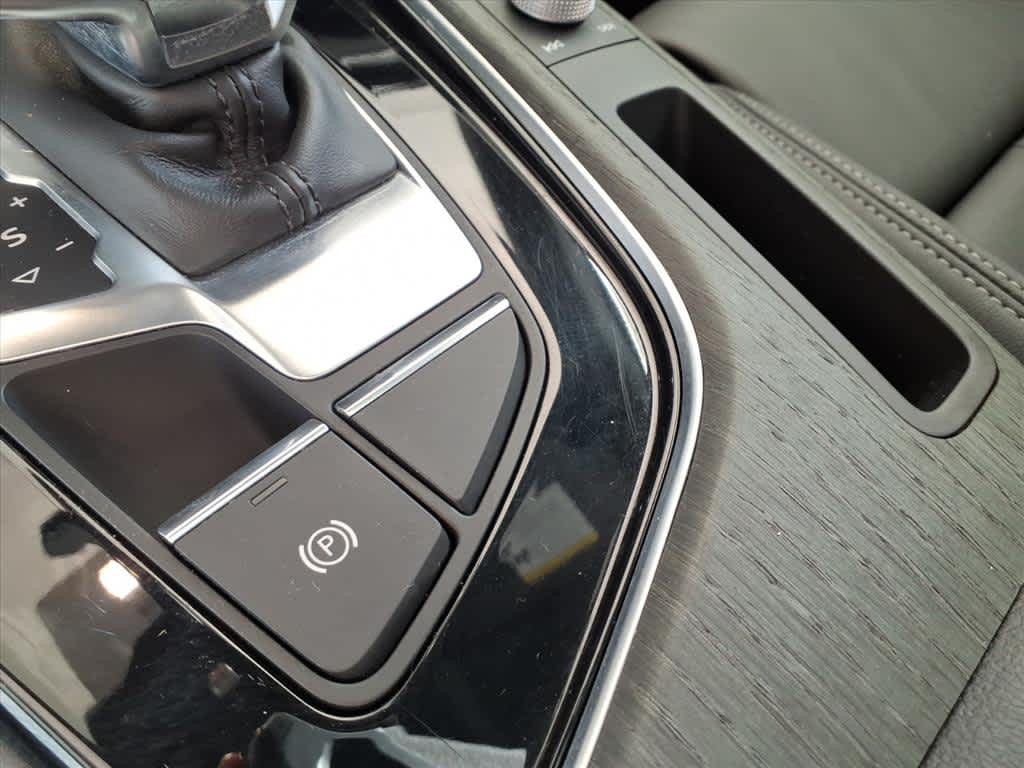 2023 Audi A4 S line Premium Plus 45 TFSI quattro