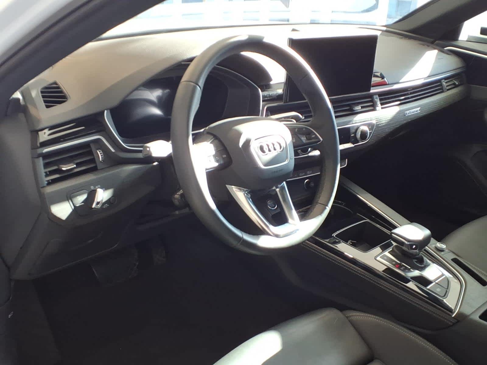 2023 Audi A4 S line Premium Plus 45 TFSI quattro