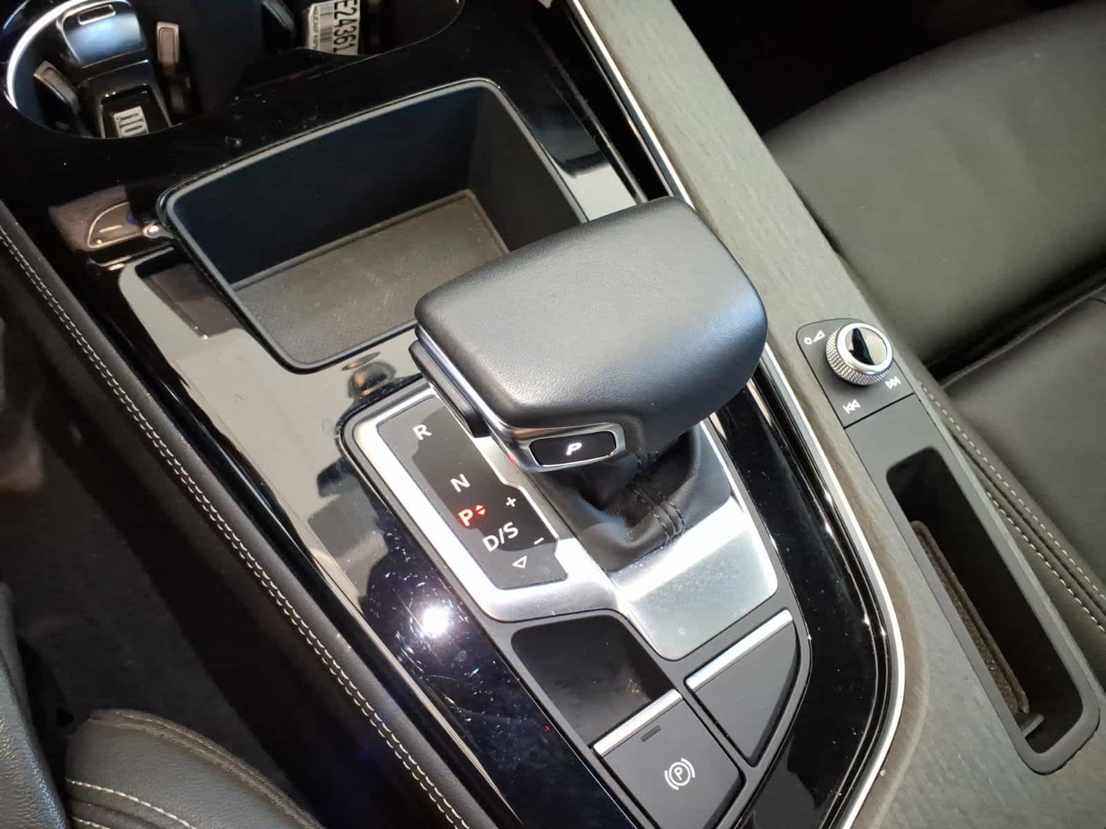 2023 Audi A4 S line Premium Plus 45 TFSI quattro
