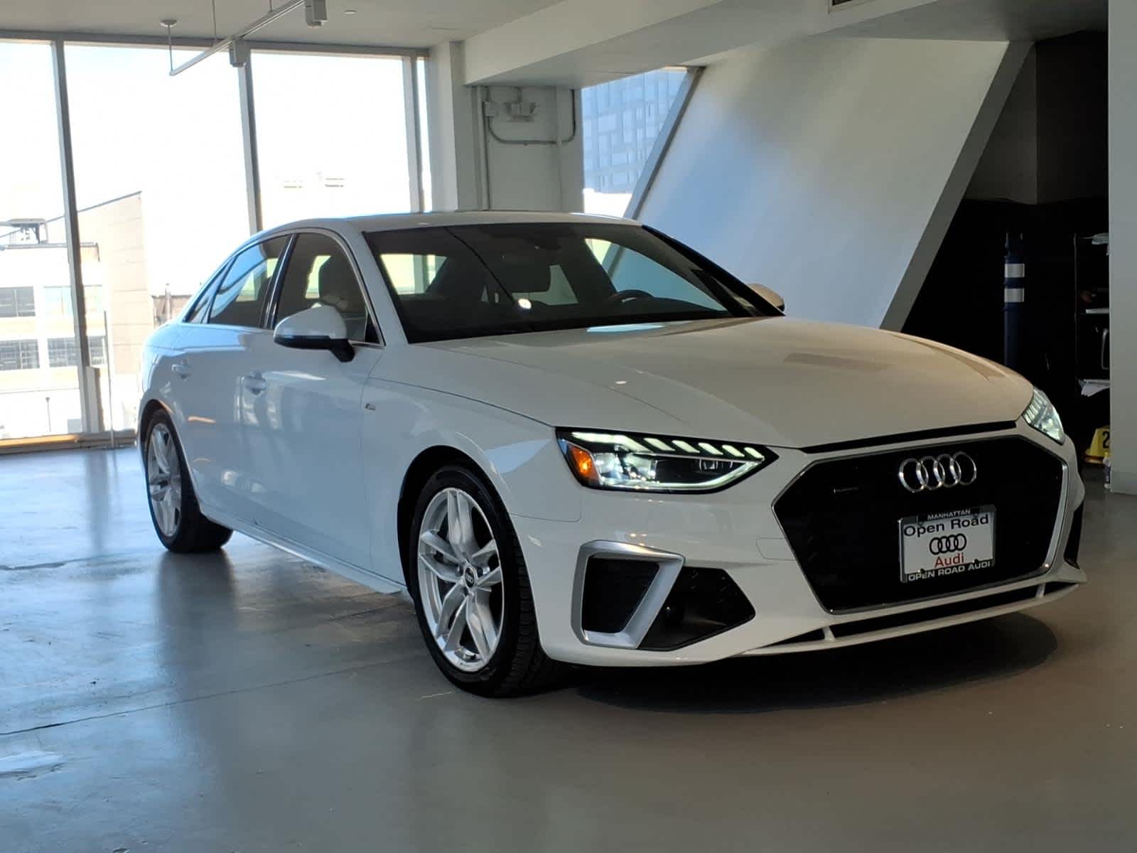 2023 Audi A4 S line Premium Plus 45 TFSI quattro