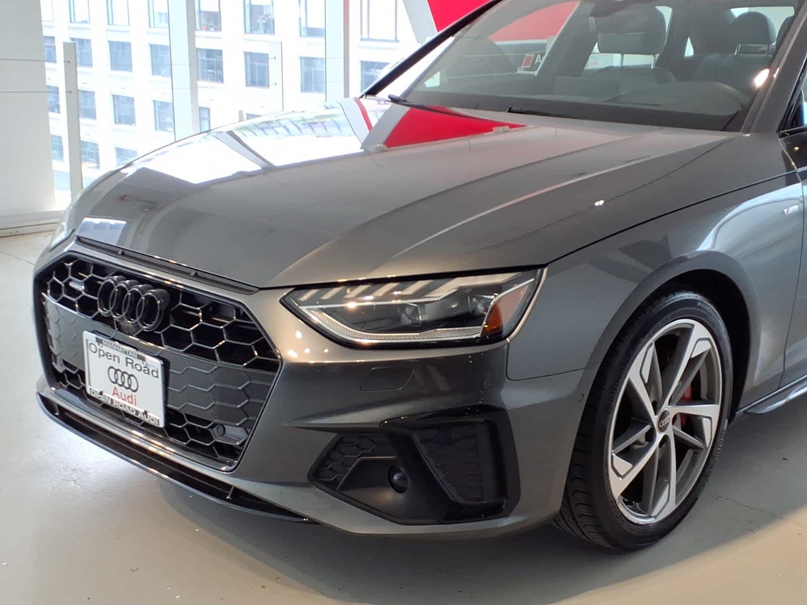 2023 Audi A4 S line Prestige 45 TFSI quattro