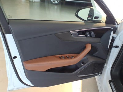 2023 Audi A4 S line Prestige 45 TFSI quattro