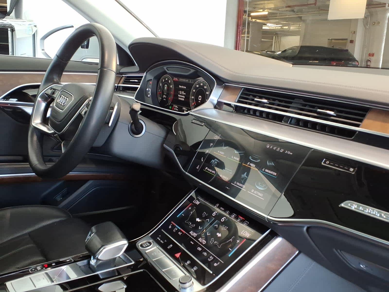 2022 Audi A8 L 55 TFSI quattro