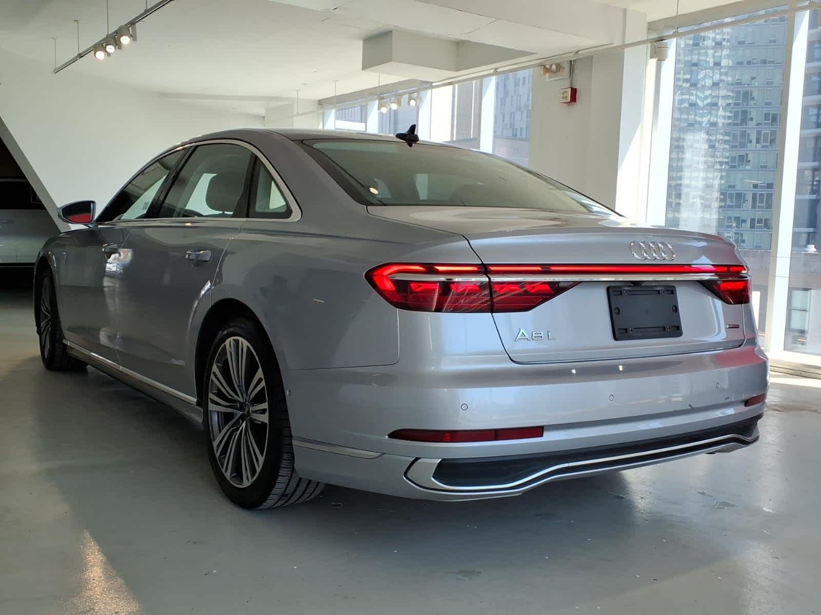 2022 Audi A8 L 55 TFSI quattro