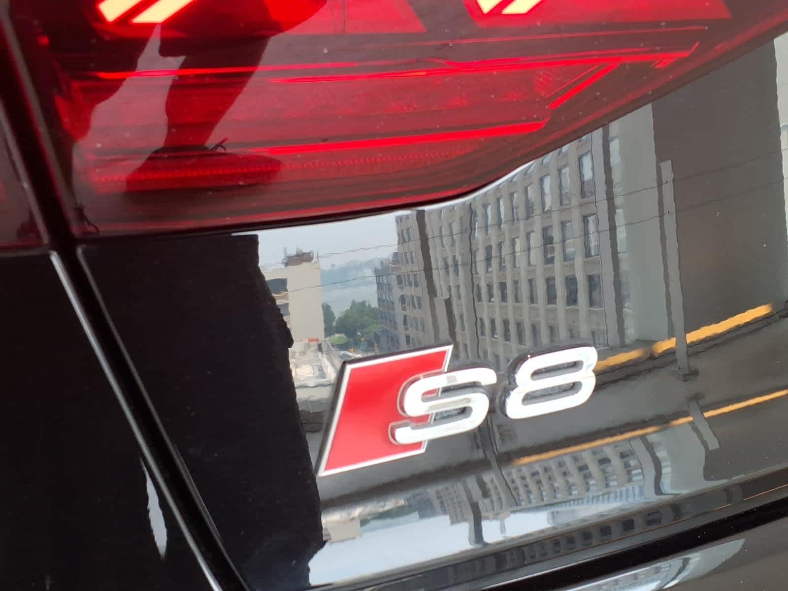 2023 Audi S8 4.0 TFSI