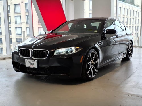 2014 BMW M5 4dr Sdn