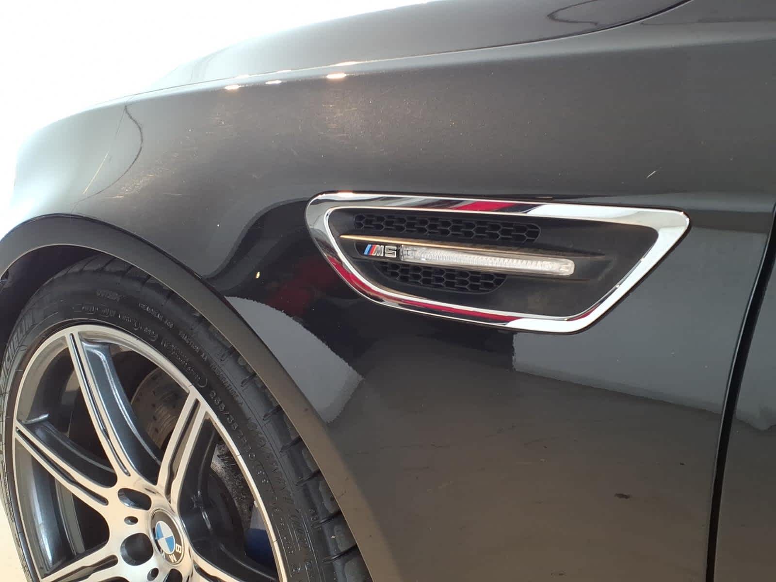 2014 BMW M5 4dr Sdn