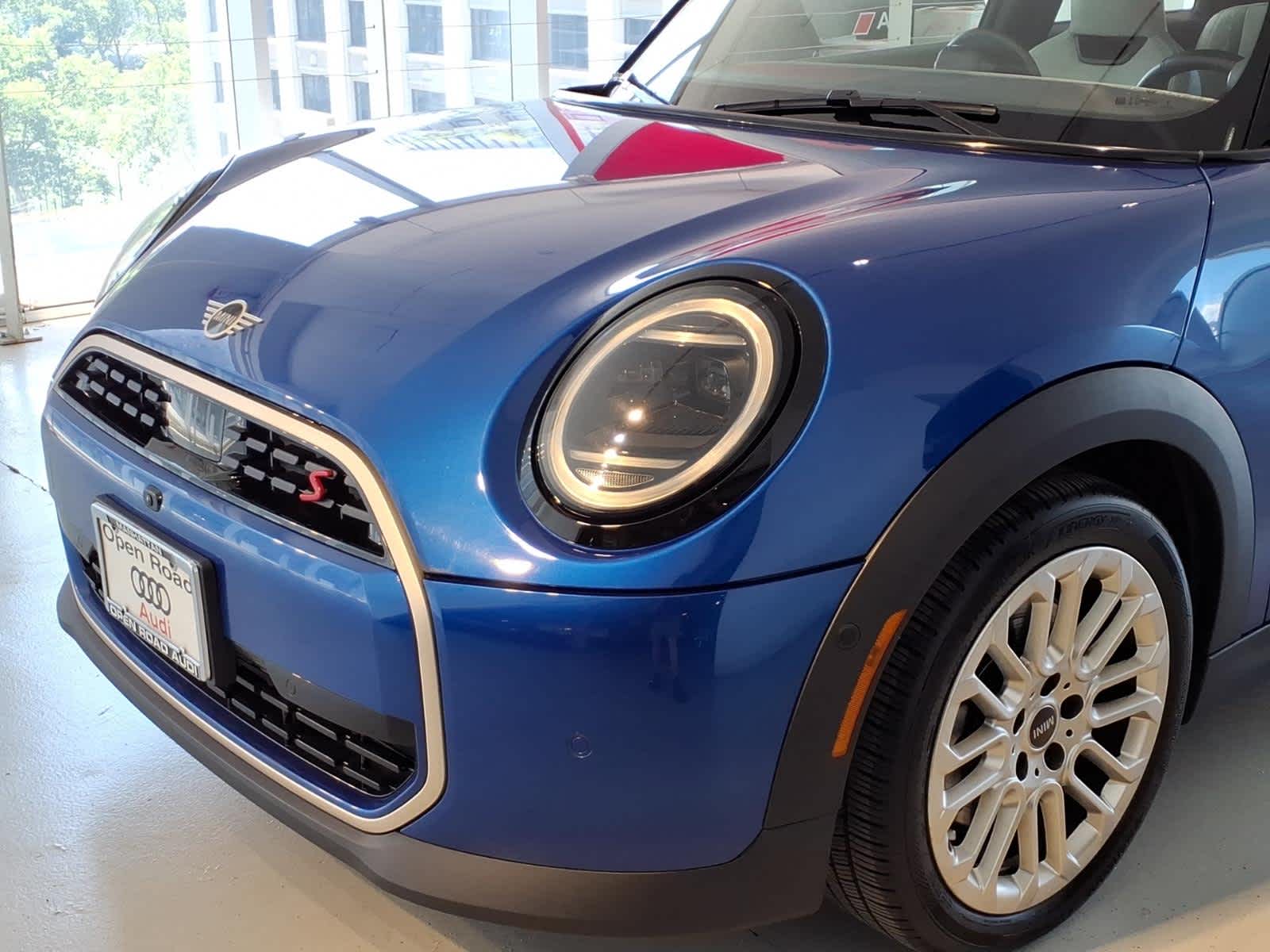 2025 MINI Hardtop 2 Door Cooper S FWD