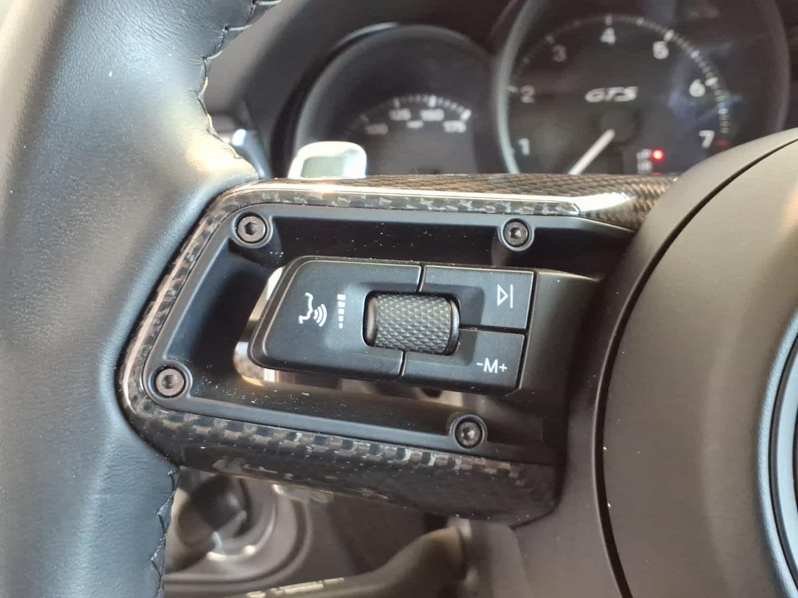 2025 Porsche Macan GTS AWD