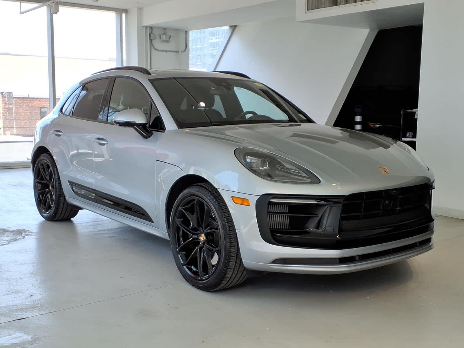 2025 Porsche Macan GTS AWD