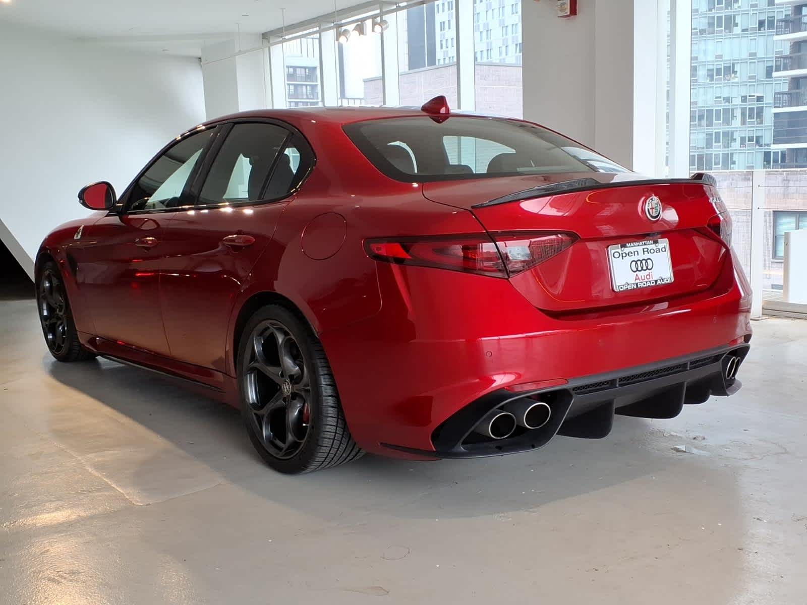 2023 Alfa Romeo Giulia Quadrifoglio RWD