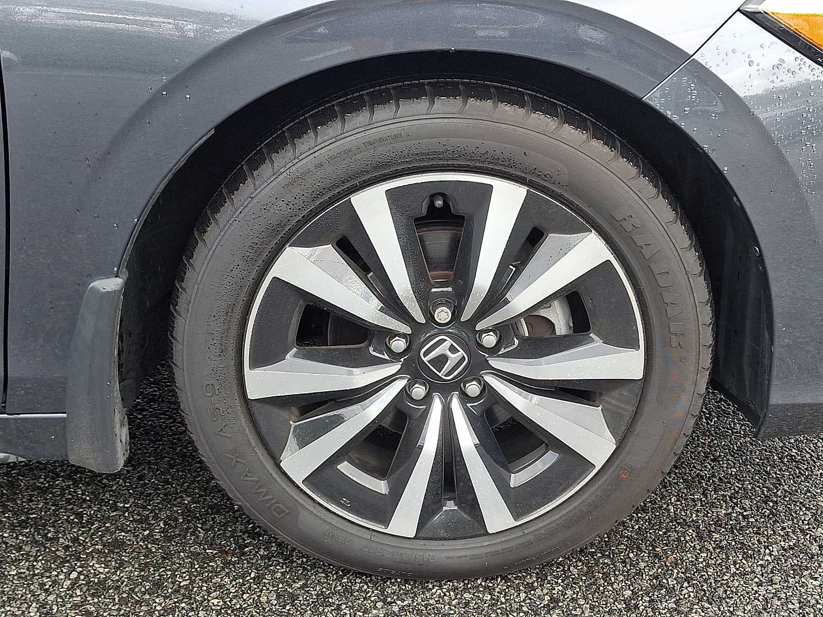 2024 Honda Civic Hatchback EX-L CVT