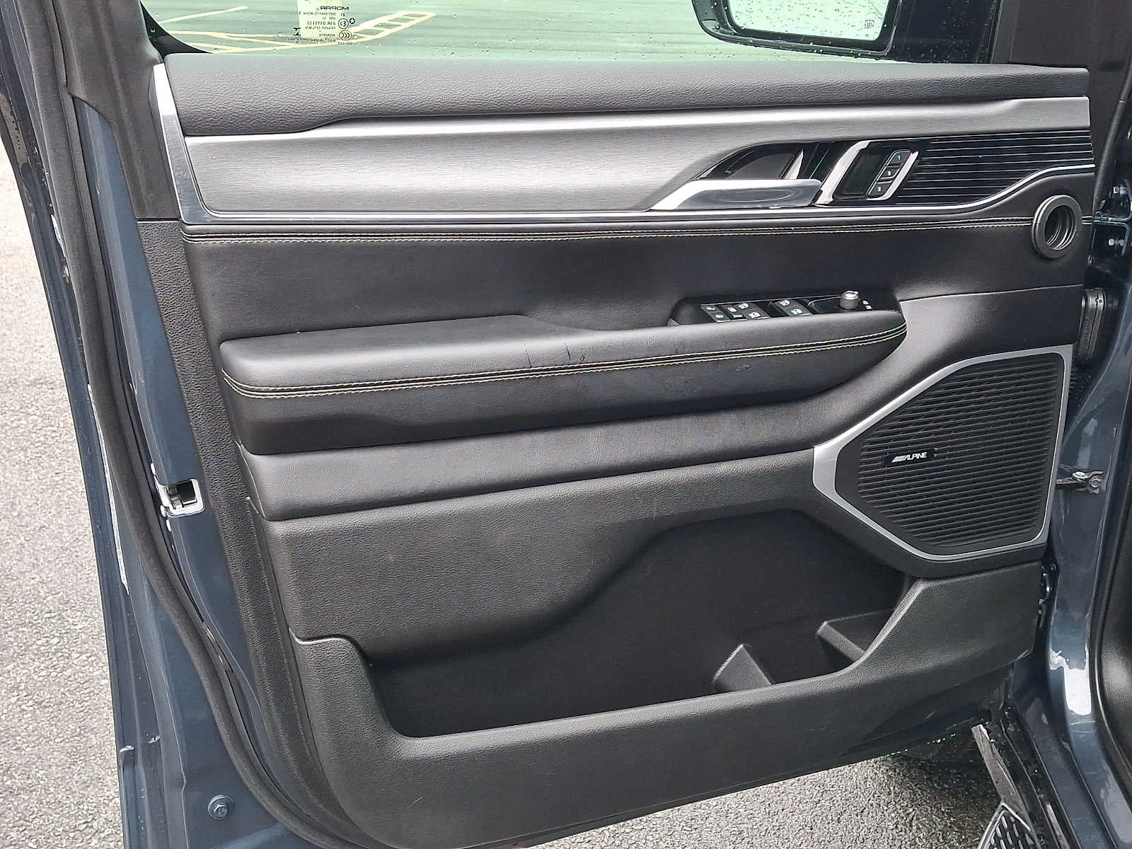 2023 Jeep Wagoneer Series II Carbide 4x4