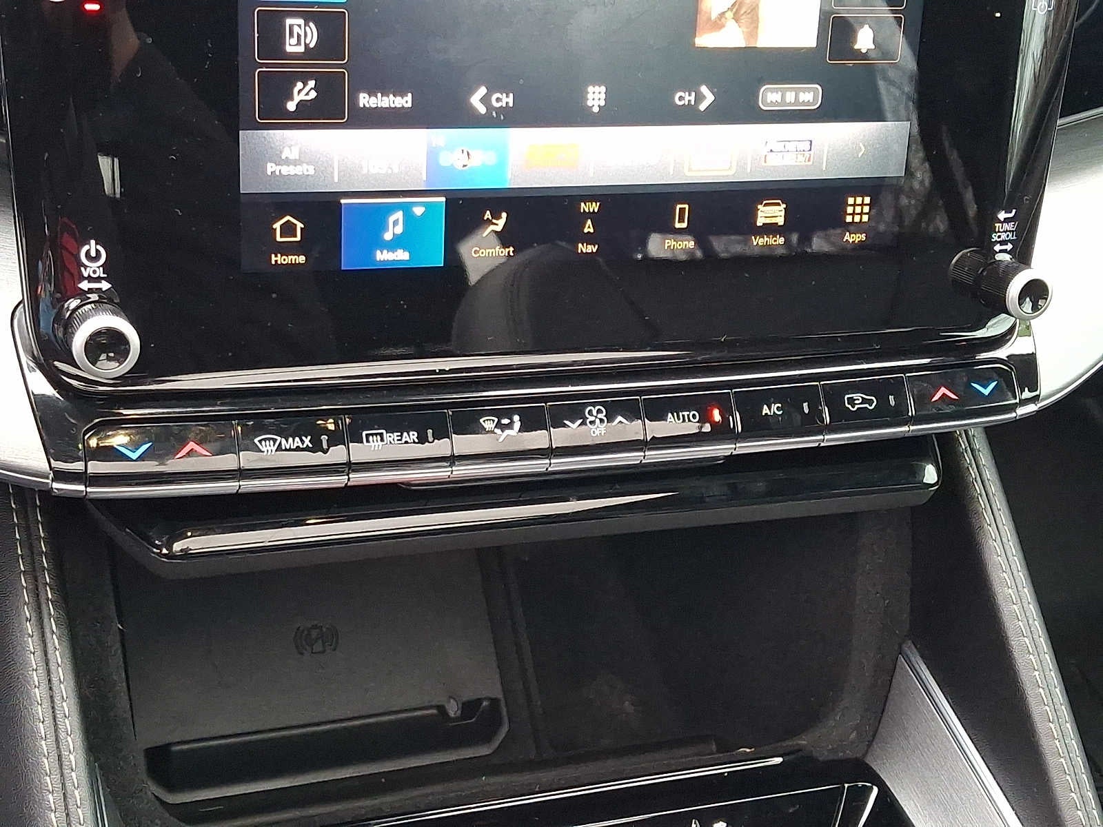 2023 Jeep Wagoneer Series II Carbide 4x4