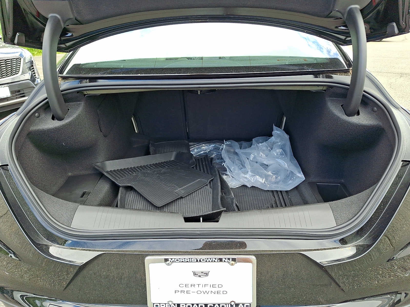 2026 Cadillac CT4 4dr Sdn Premium Luxury