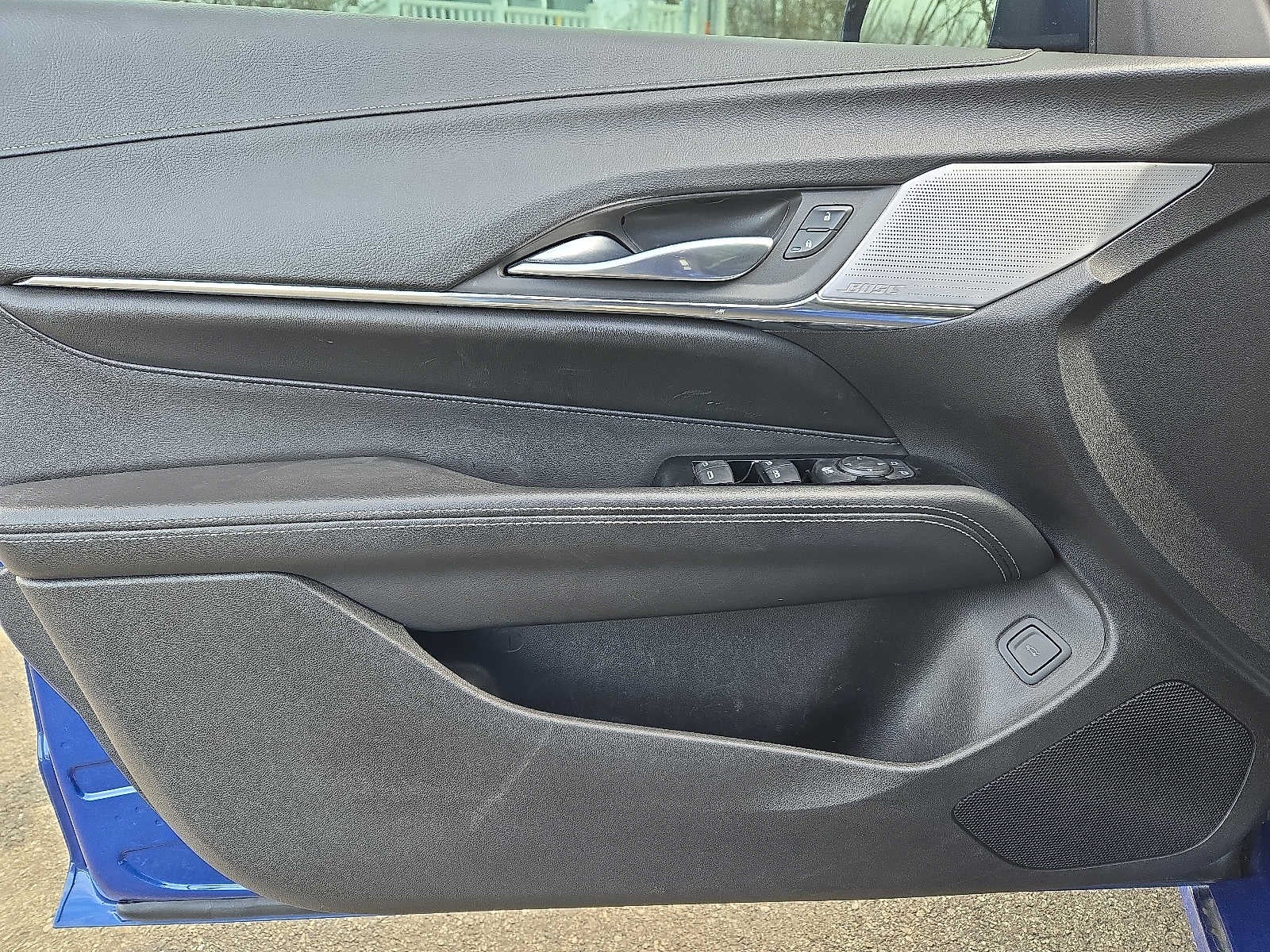 2023 Cadillac CT4 4dr Sdn Luxury