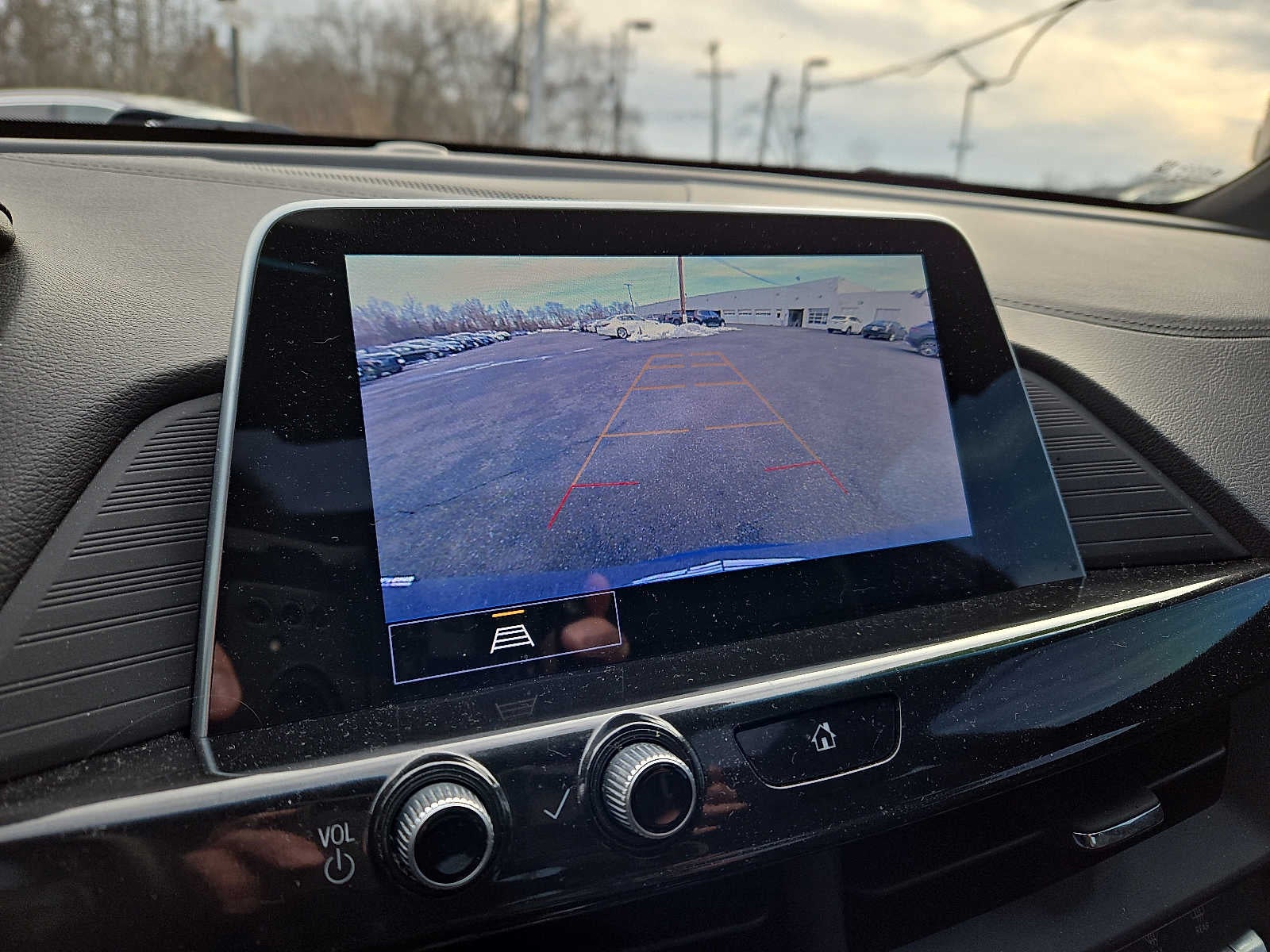 2023 Cadillac CT4 4dr Sdn Luxury