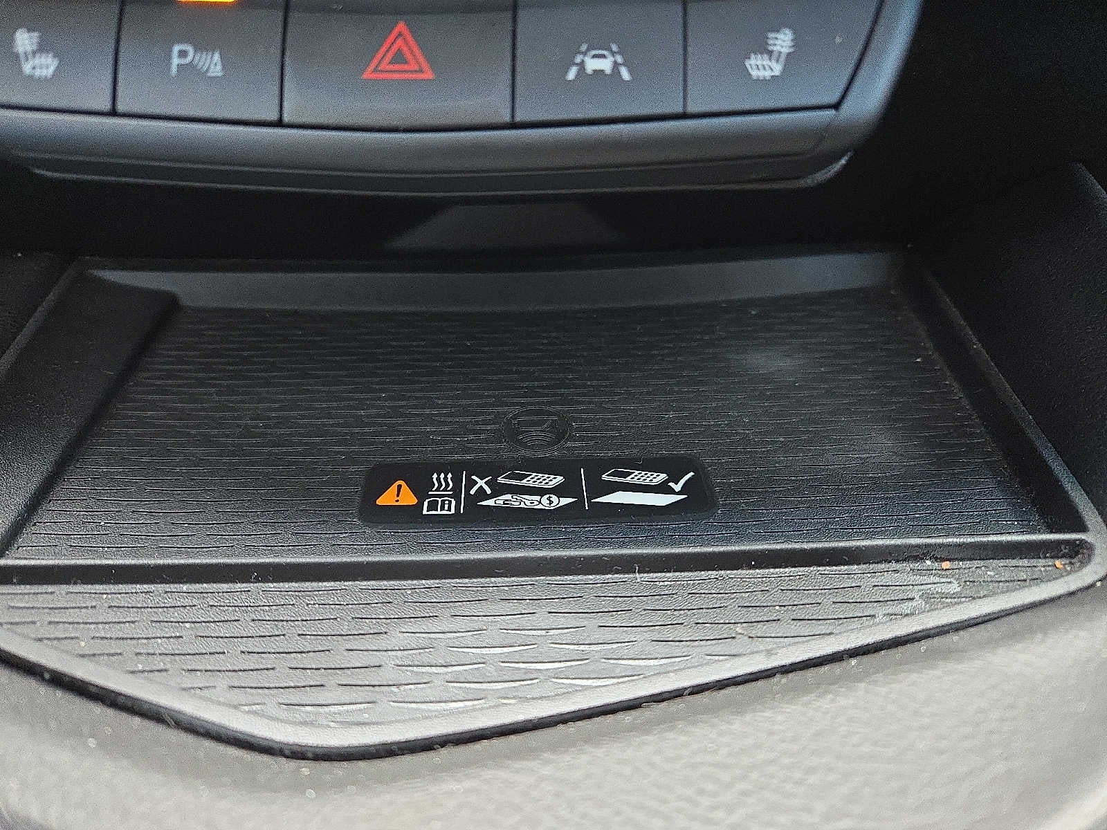 2023 Cadillac CT4 4dr Sdn Luxury