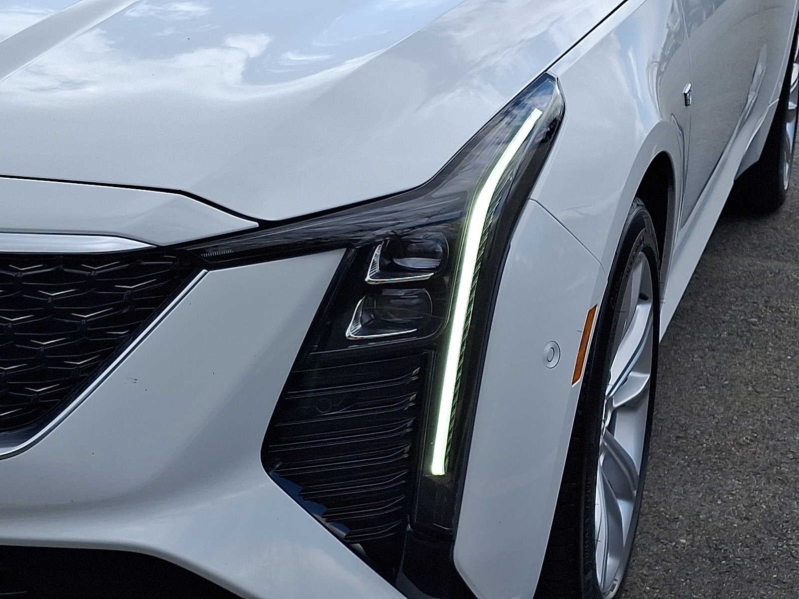 2026 Cadillac CT5 4dr Sdn Premium Luxury