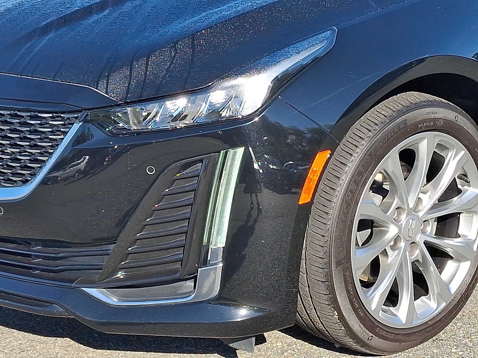 2024 Cadillac CT5 4dr Sdn Premium Luxury