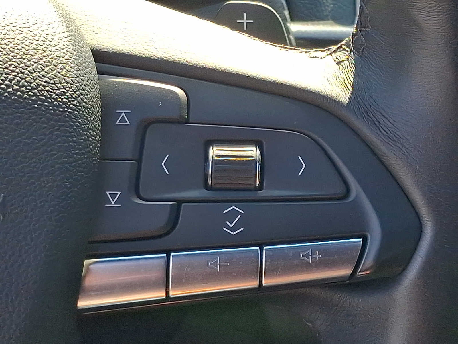 2023 Cadillac CT5 4dr Sdn Luxury