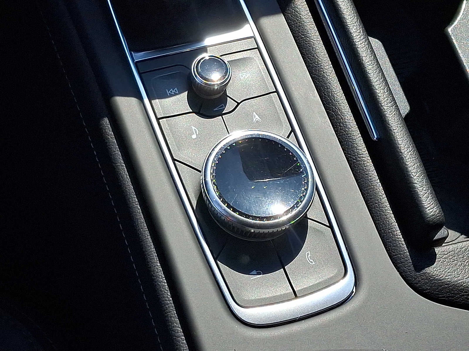 2023 Cadillac CT5 4dr Sdn Luxury