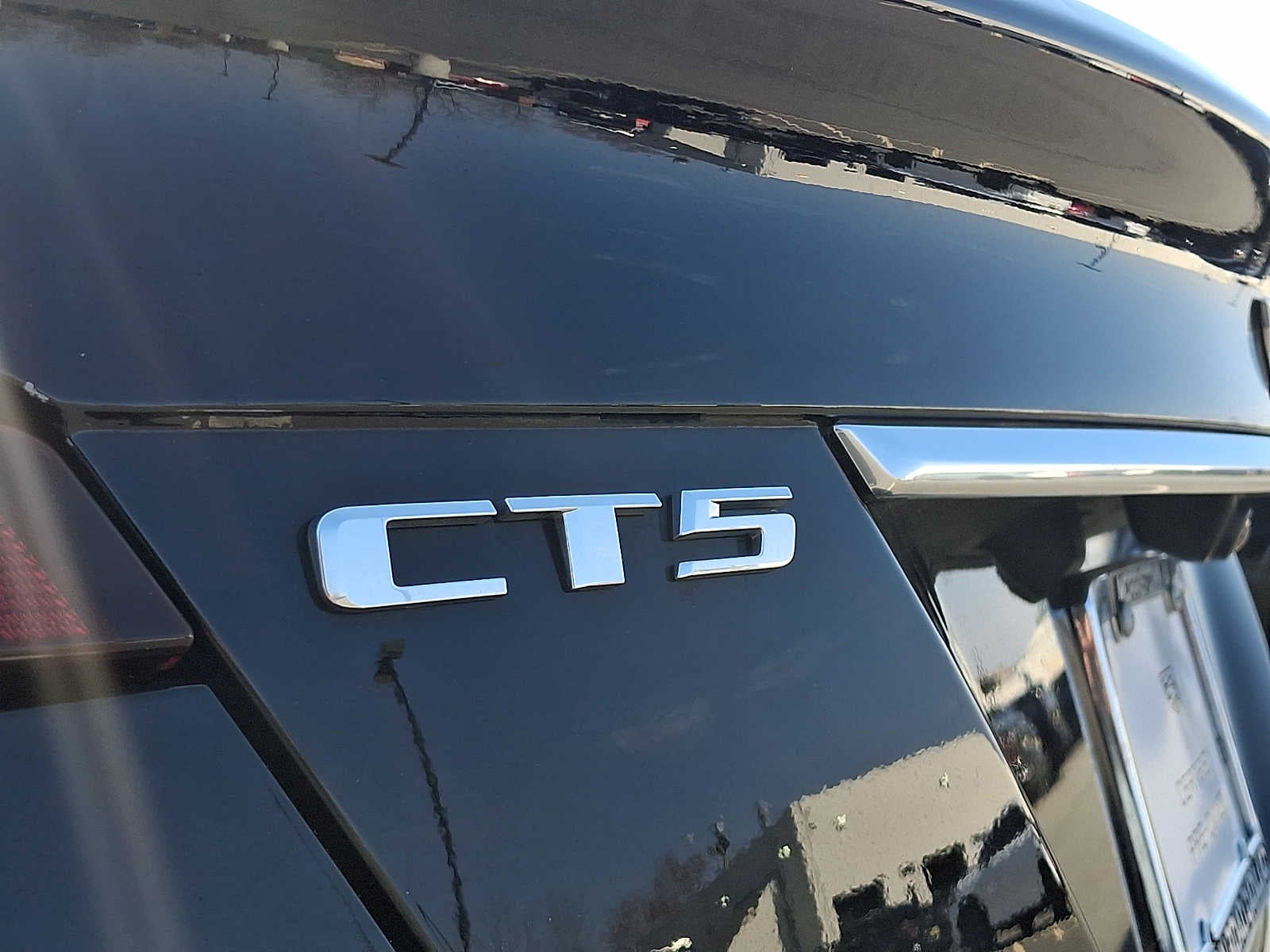 2023 Cadillac CT5 4dr Sdn Luxury