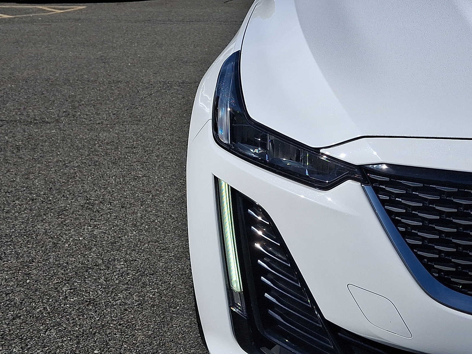 2023 Cadillac CT5 4dr Sdn Luxury