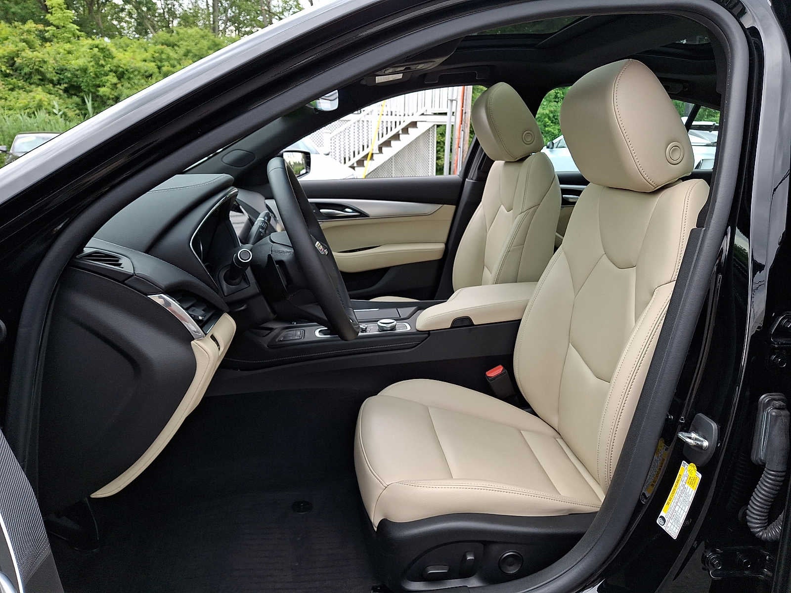 2023 Cadillac CT5 4dr Sdn Luxury