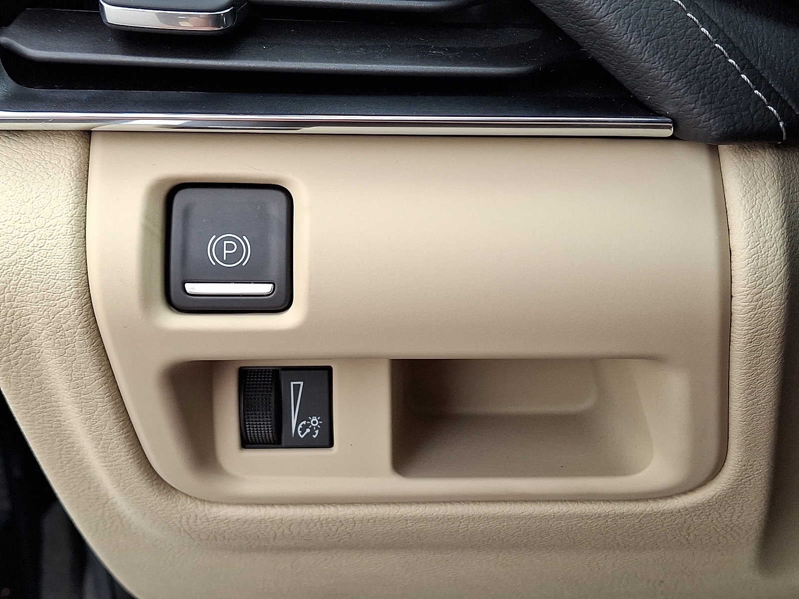 2023 Cadillac CT5 4dr Sdn Luxury
