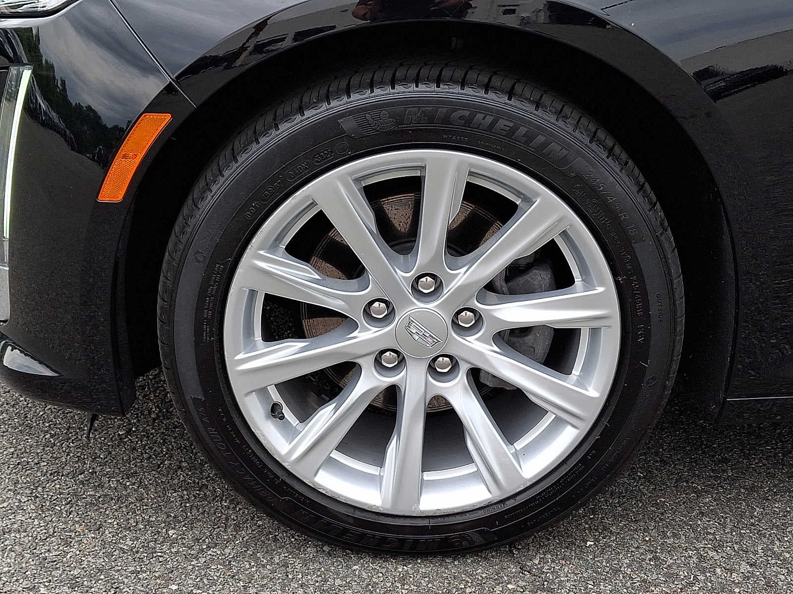 2023 Cadillac CT5 4dr Sdn Luxury