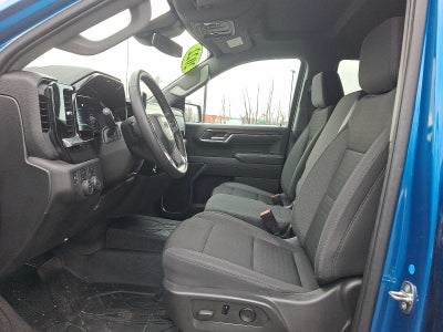 2022 Chevrolet Silverado 1500 4WD Crew Cab 157 RST