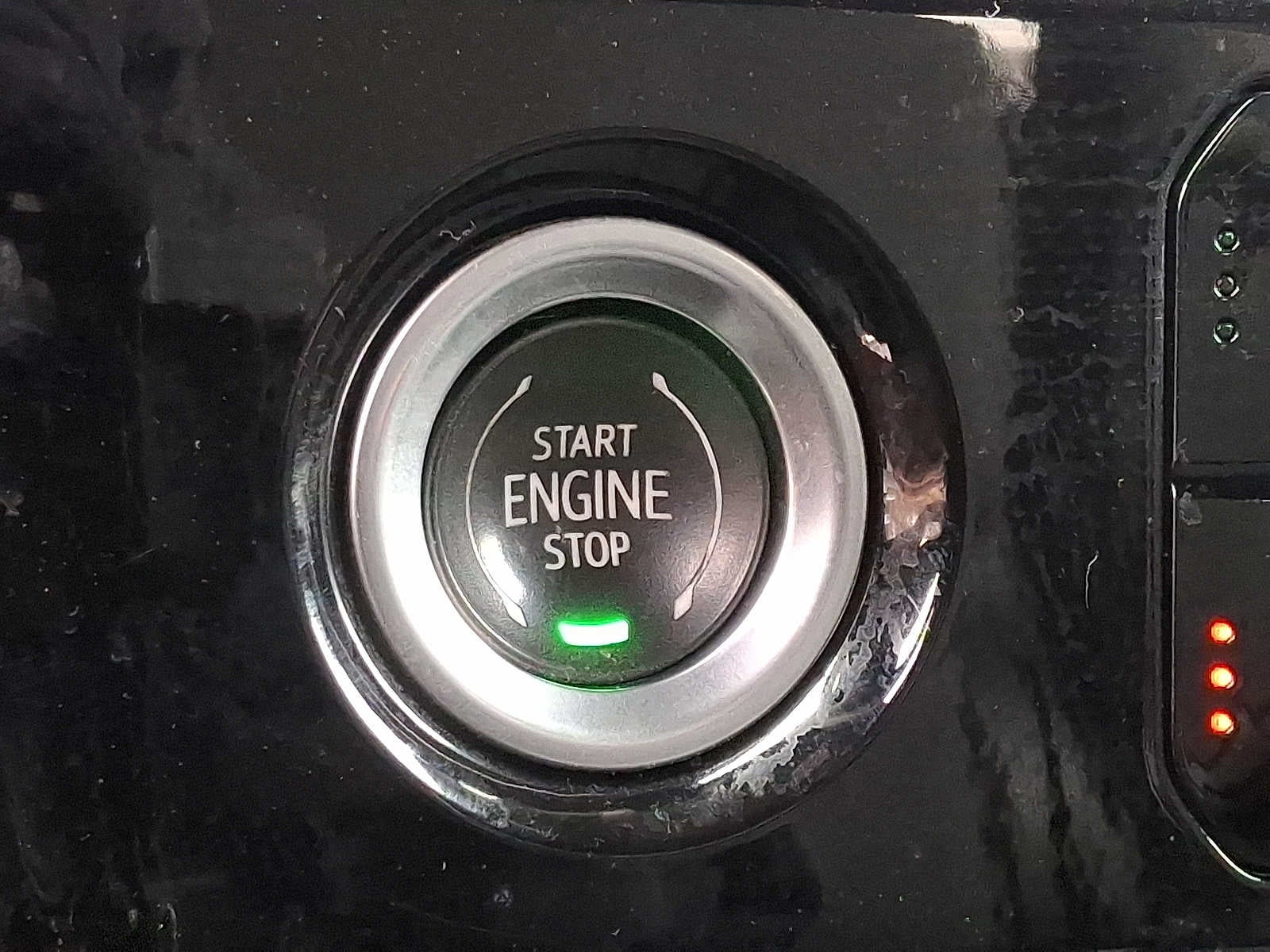 2022 Chevrolet Silverado 1500 4WD Crew Cab 157 RST