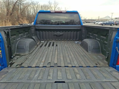 2022 Chevrolet Silverado 1500 4WD Crew Cab 157 RST