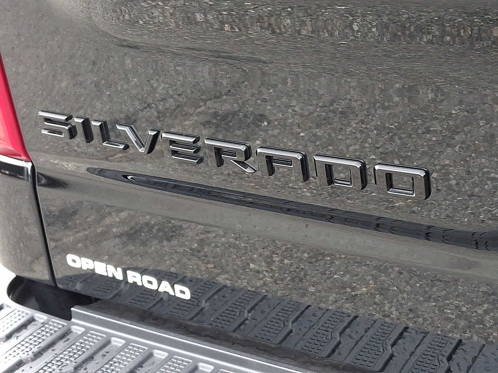 2026 Chevrolet Silverado 1500 4WD Crew Cab 147 High Country