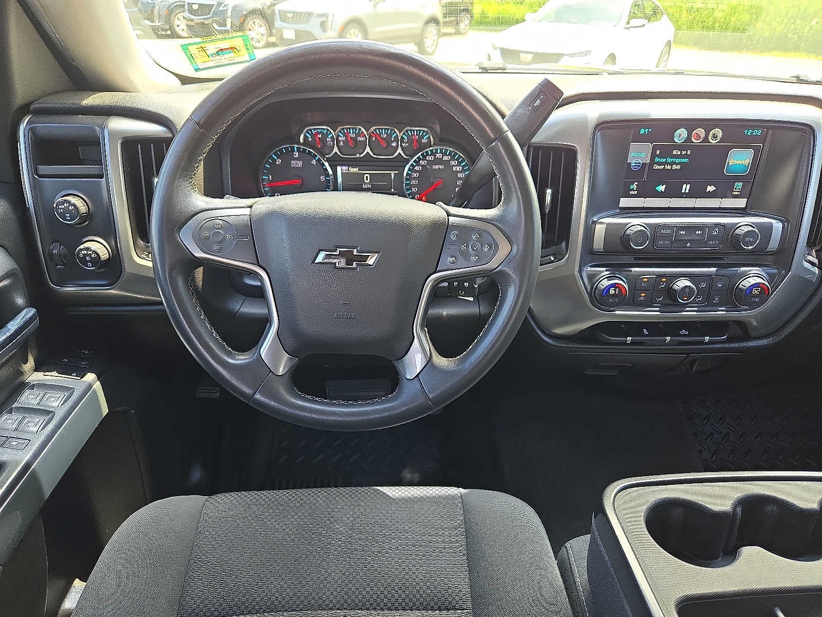 2015 Chevrolet Silverado 1500 4WD Double Cab 143.5 LT w/1LT