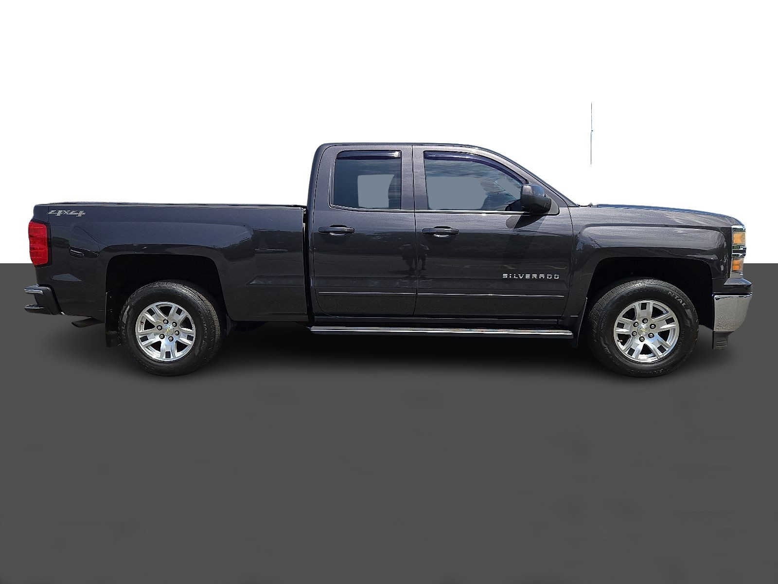 2015 Chevrolet Silverado 1500 4WD Double Cab 143.5 LT w/1LT