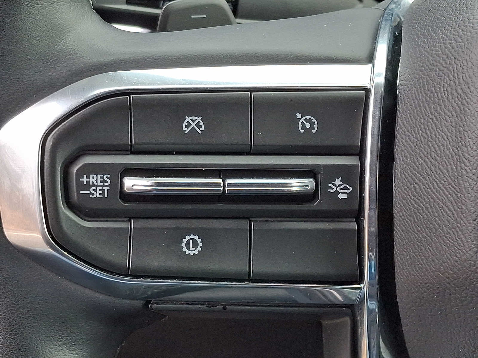 2024 GMC Acadia AWD 4dr Elevation