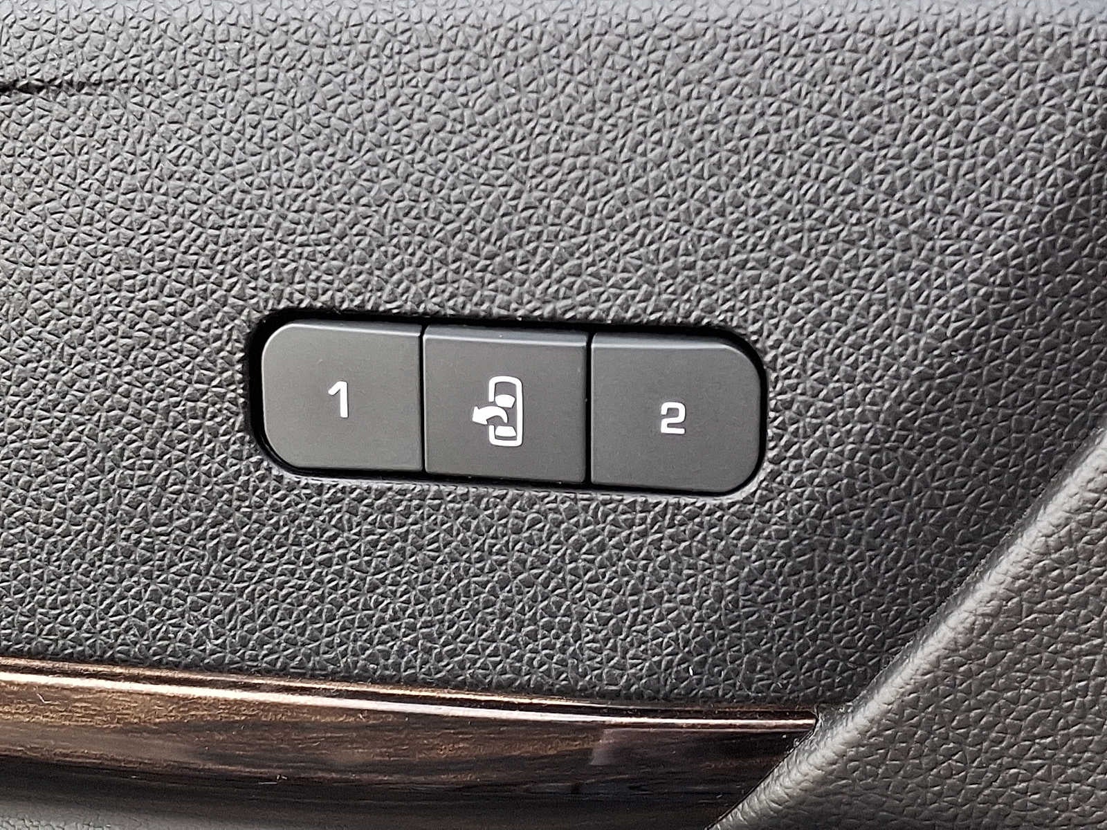 2015 GMC Acadia AWD 4dr Denali