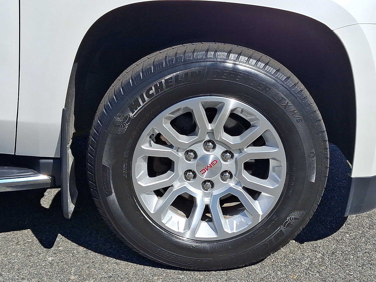 2019 GMC Yukon 4WD 4dr SLT