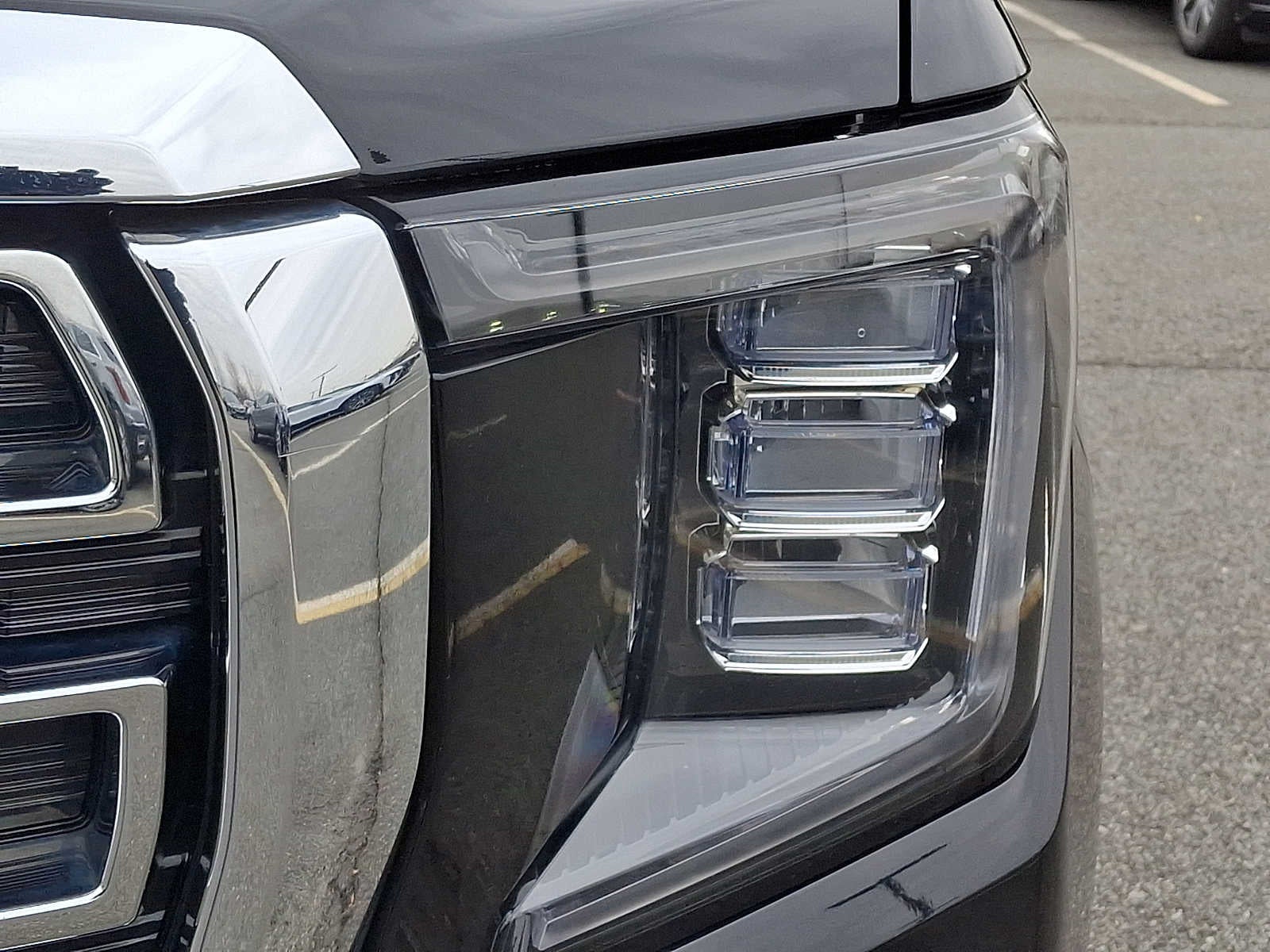 2023 GMC Yukon 4WD 4dr SLT