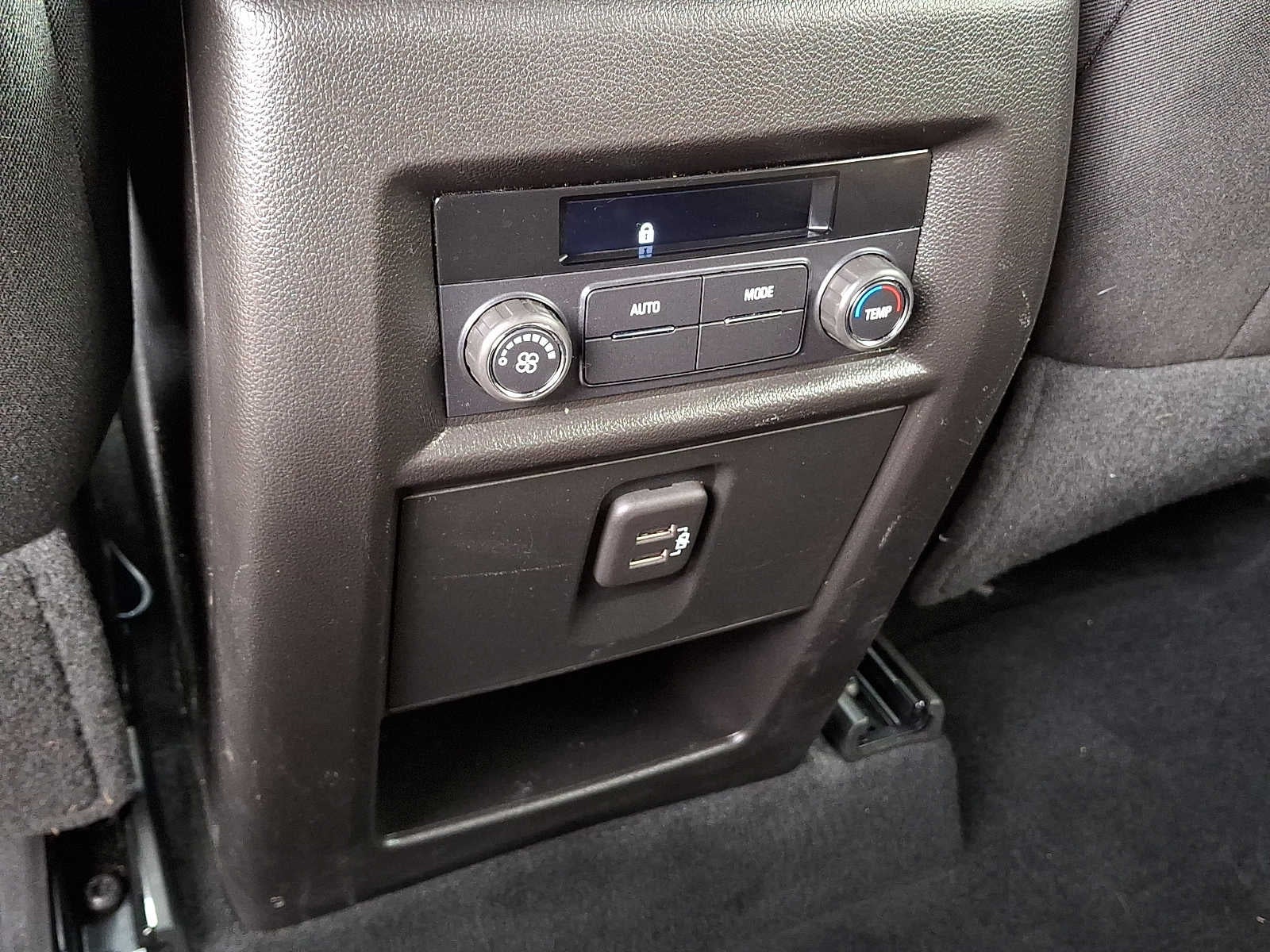 2023 Chevrolet Traverse AWD 4dr LT Cloth w/1LT