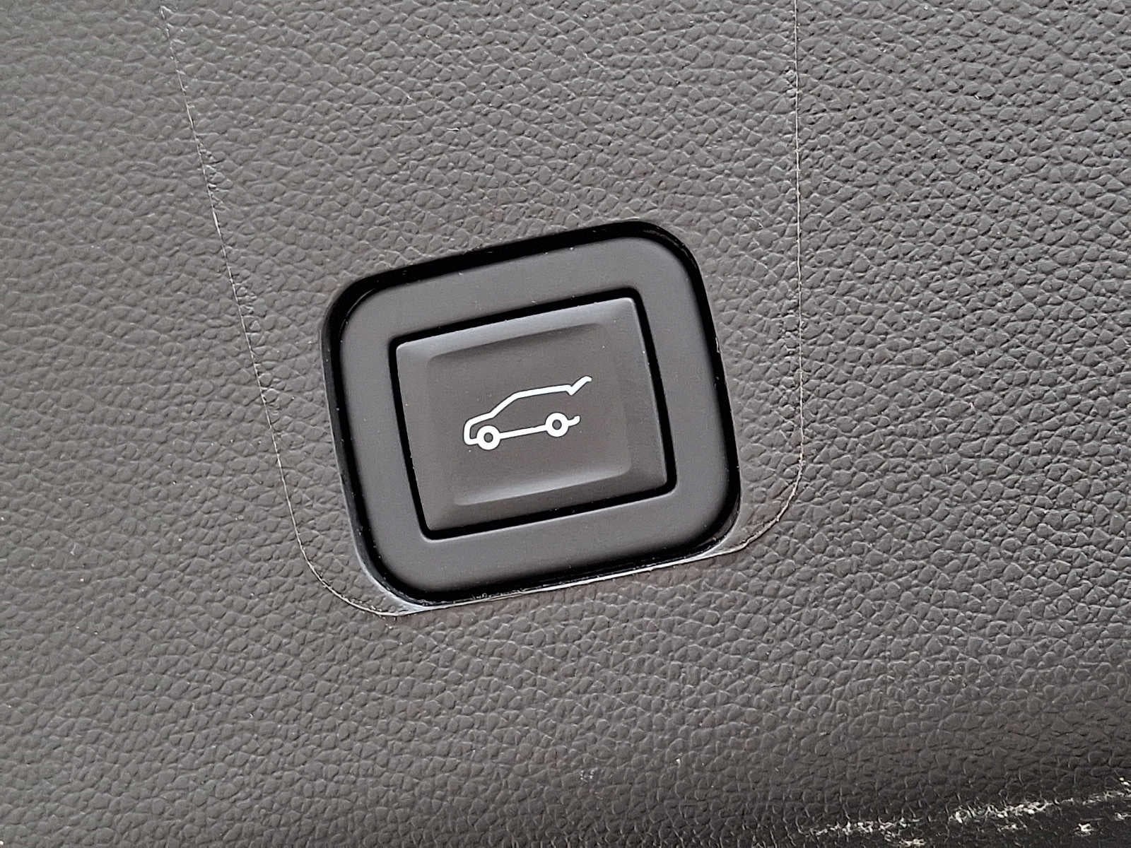 2023 Chevrolet Traverse AWD 4dr LT Cloth w/1LT