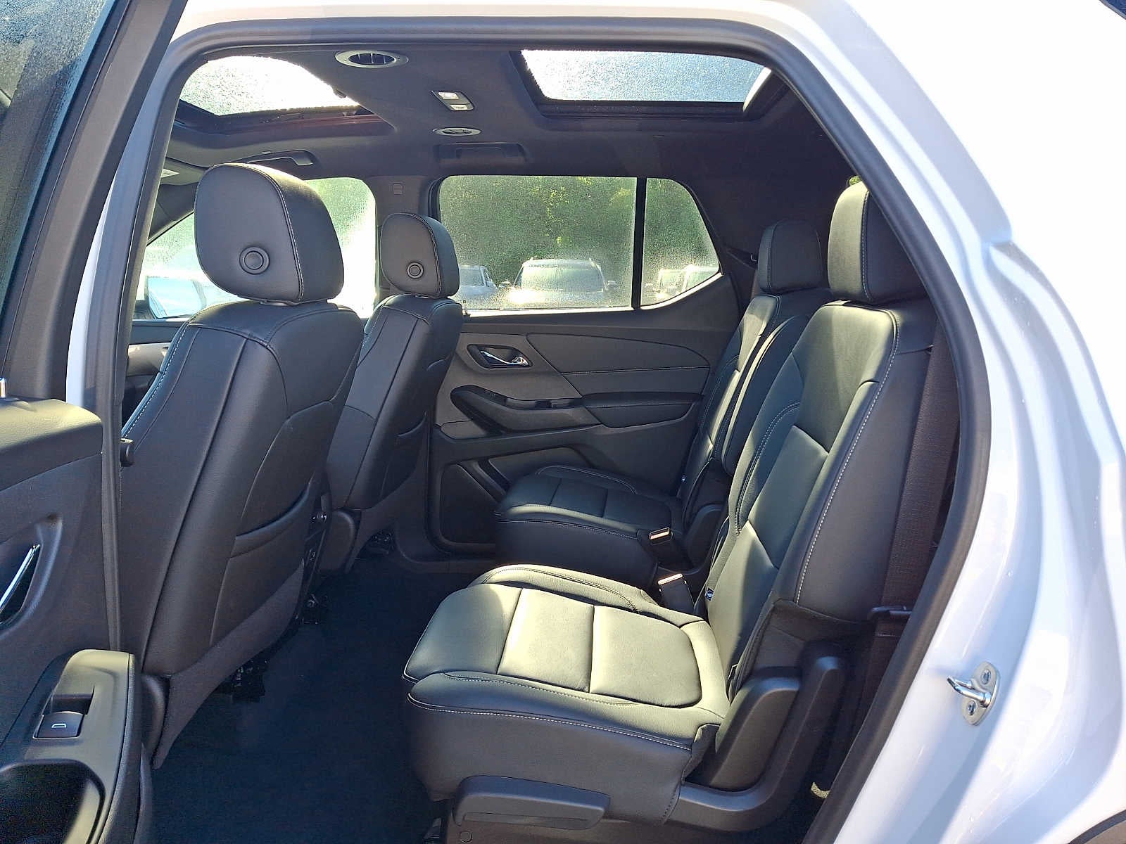 2023 Chevrolet Traverse AWD 4dr LT Leather