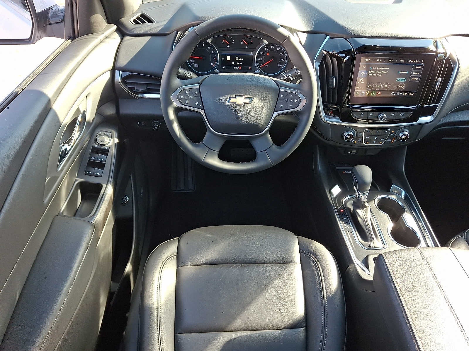 2023 Chevrolet Traverse AWD 4dr LT Leather