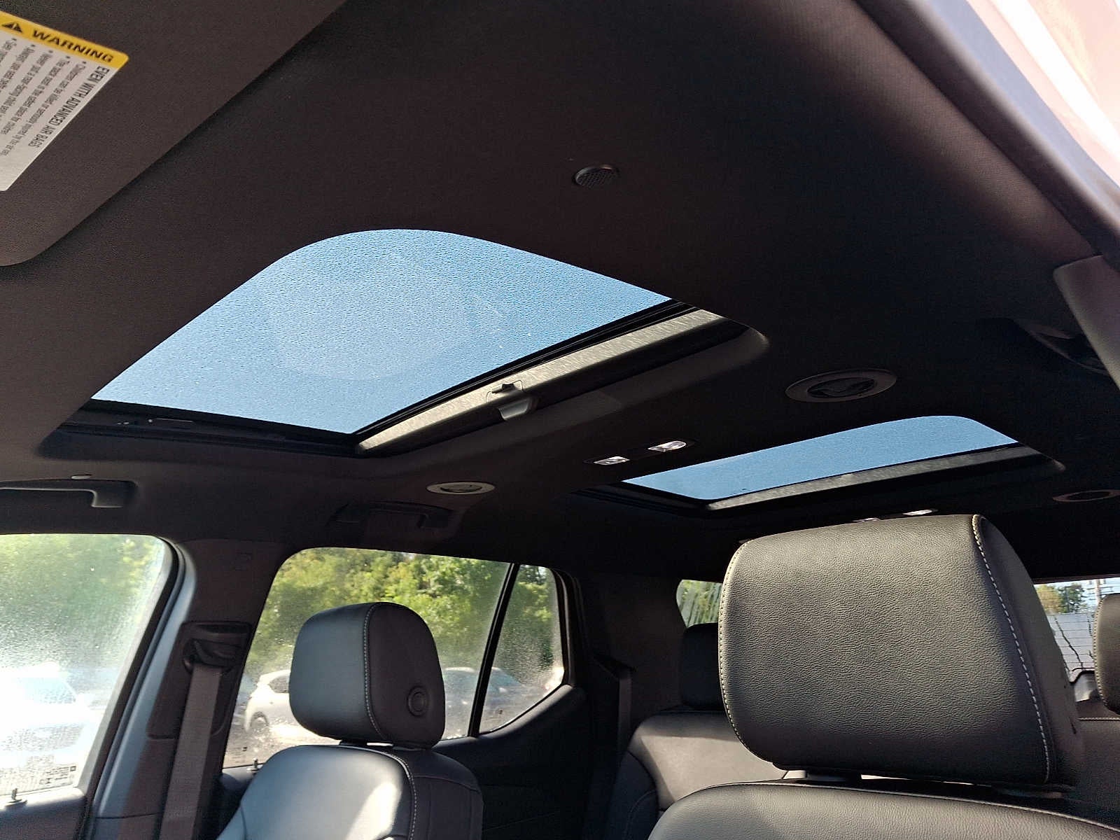 2023 Chevrolet Traverse AWD 4dr LT Leather