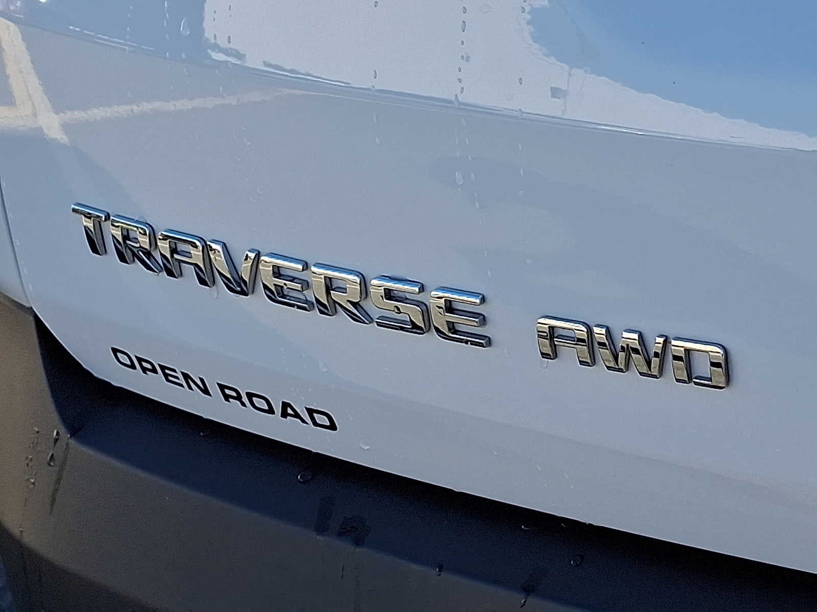 2023 Chevrolet Traverse AWD 4dr LT Leather