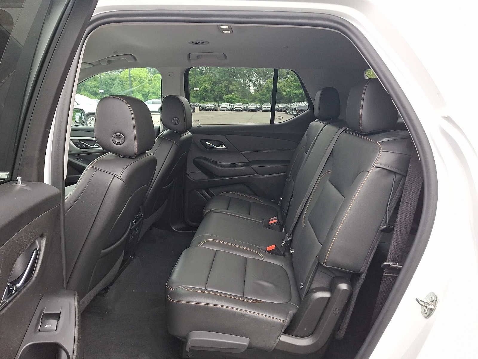 2021 Chevrolet Traverse AWD 4dr LT Leather