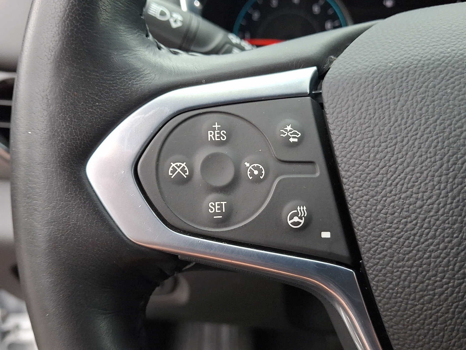 2021 Chevrolet Traverse AWD 4dr LT Leather